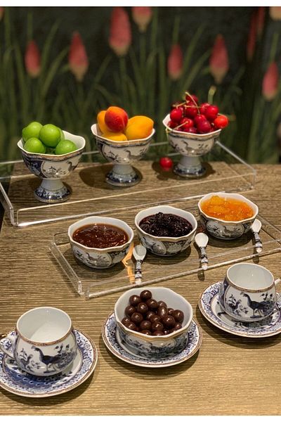 Queen Bee İstanbul Effaf Plexiglass Baton Serving and Presentation Tray - Set of 2