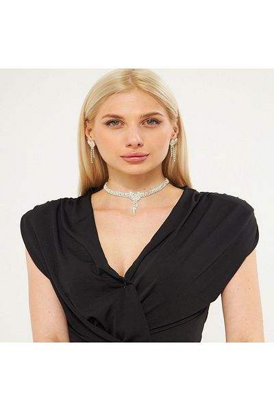 Flaner Paris Aksesuar Heart detailed choker necklace and earrings set