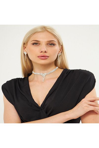 Flaner Paris Aksesuar Heart detailed choker necklace and earrings set