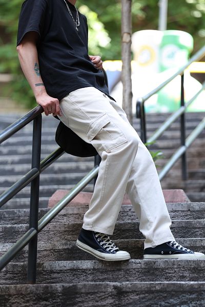 HYMAN Men's Cargo Pocket Baggy Pants Cream