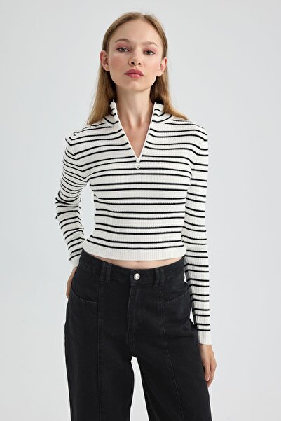 DeFacto Slim Fit Fermuarlı Dik Yaka Çizgili Triko Kazak A8150ax23au
