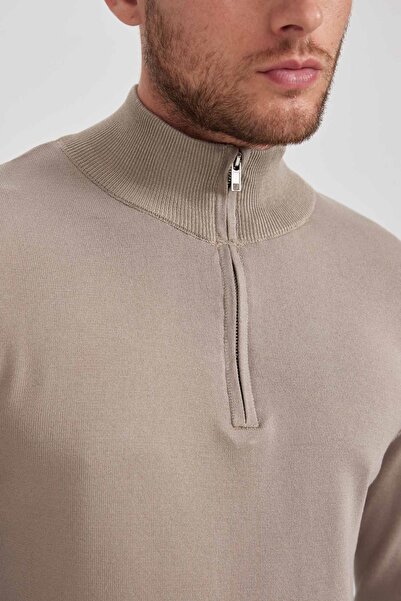 DeFacto Slim Fit Dar Kesim Dik Yaka Yarım Fermuarlı Basic Düz Triko Kazak U6917az23wn