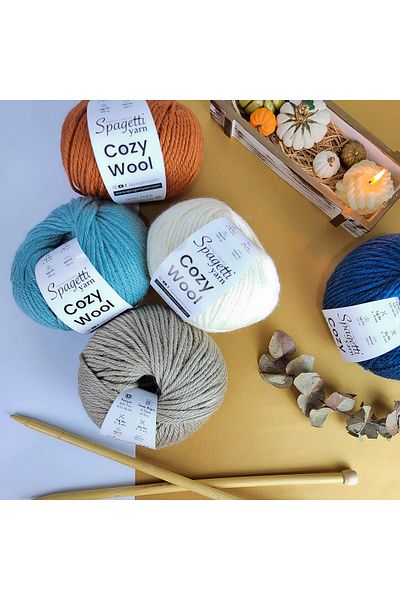Spagettiyarn Cozy Wool Burgundy Hand Knitting Yarn