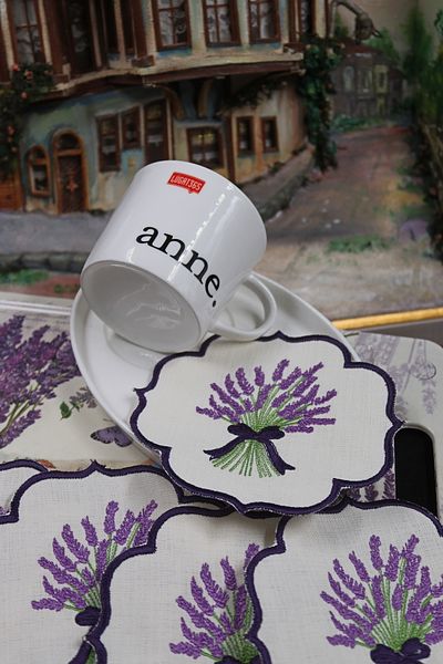 vipceyiz Lavender Patterned Embroidered Cocktail Serving Napkin (6 pieces)