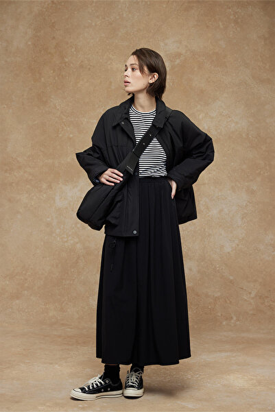 Manuka VOLNÝ STŘIH POHODLNÁ SUKNĚ ČERNÁ