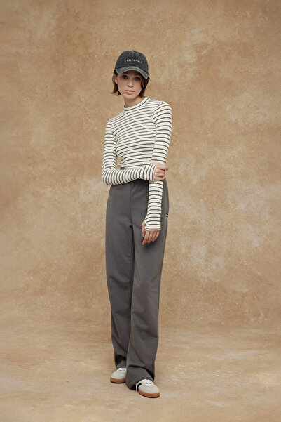 Manuka PRSTUJÍCÍ PRUŽKOVANÉ TĚLO NORKA