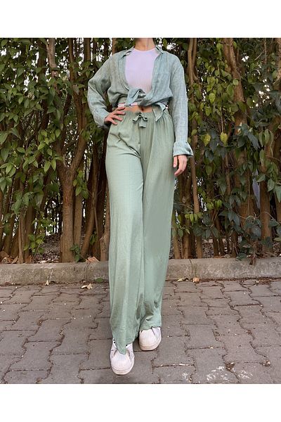 Mint clearance green capris
