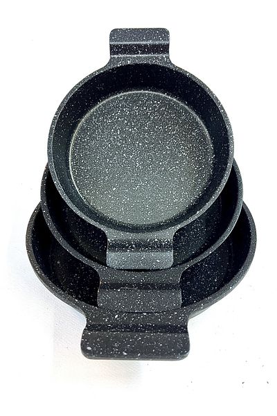 TRENDBULL Cast Iron Granite 3-Piece Omelette Set