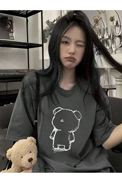 Adrift Tricou supradimensionat cu desene animate și design grafic, seria Cart...