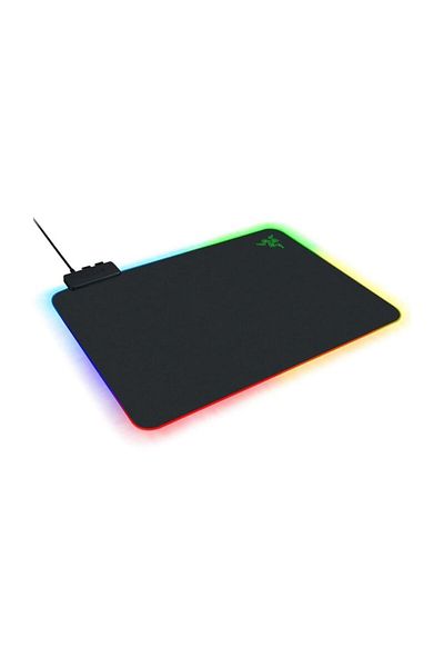 RAZER لوحة ماوس فايرفلاي V2 (RZ02-03020100-R3M1)