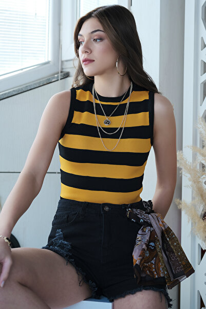 AVORWE Πλεκτό Crop Μπλούζα με ριγέ λαιμόκοψη