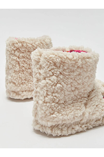 LC Waikiki LCW STEPS Pelüş Nakışlı Kız Çocuk Ev Botu