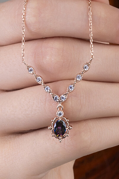 goldberia Özel Tasarım Oval Mistik Topaz Taşlı Kolye