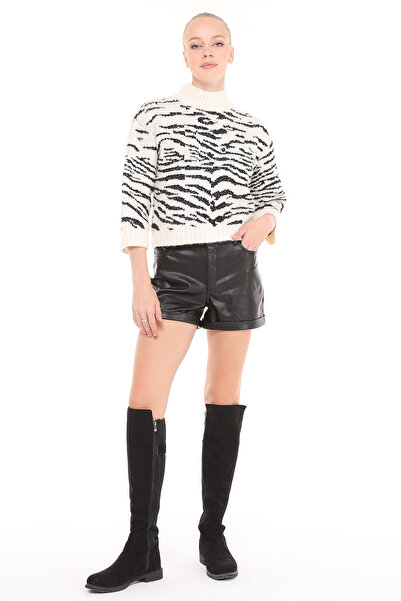 inos Siyah Beyaz Zebra Desenli Bisiklet Yaka Triko Kadın Kazak