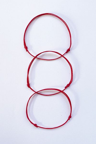 Chill & Feel Set of 3 Red Adjustable Minimal Anklets.
