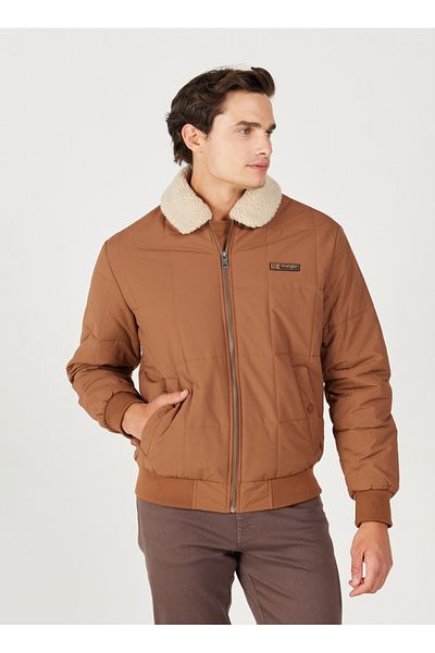 WRANGLER Braune Herrenjacke mit normaler Passform W 232228220   Bomberjacke