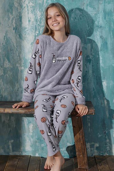 Pijamaevi Graues, milchgemustertes Plüsch-Pyjama-Set für Mädchen