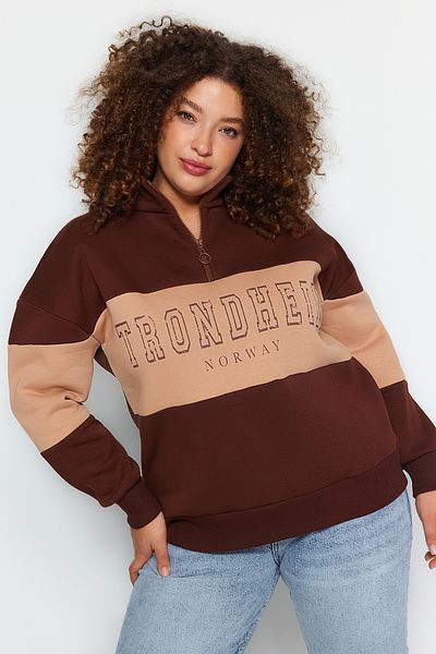 Trendyol Curve Brown Color Blocked Zippered Stand Collar Thick Raised Knitted Sweatshirt TBBAW23AO00073