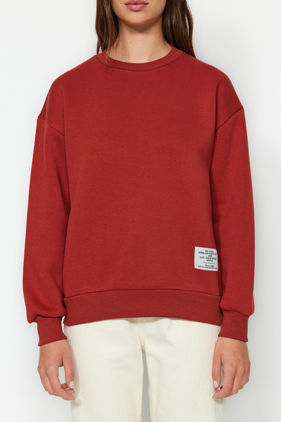 Trendyol Collection Etykieta na płytki Szczegółowa, regularna bluza z dzianiny z okrągłym dekoltem TWOAW24SW00289