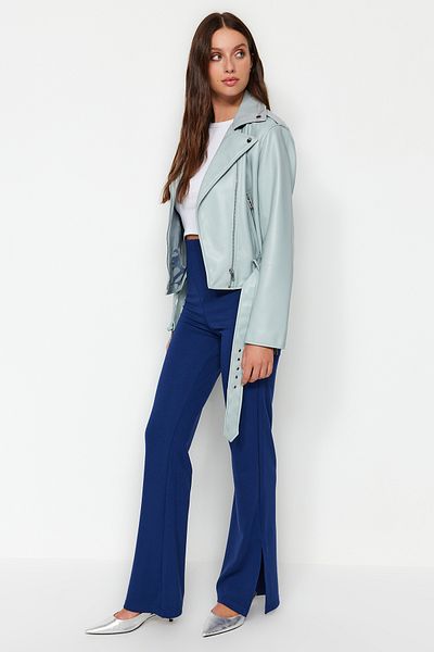 Trendyol Collection Indigoblaue, seitliche Schlitze, ausgestelltes/spanisches Bein, Strickhose mit hoher Taille TWOSS23PL00134