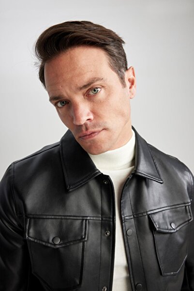 DeFacto Slim Fit košilový límec podšitý umělou kůží