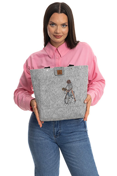 dilekolay Orta Boy Omuz Çantası - Baskılı Keçe Çanta - Bisikletli Kız- 35x31 cm