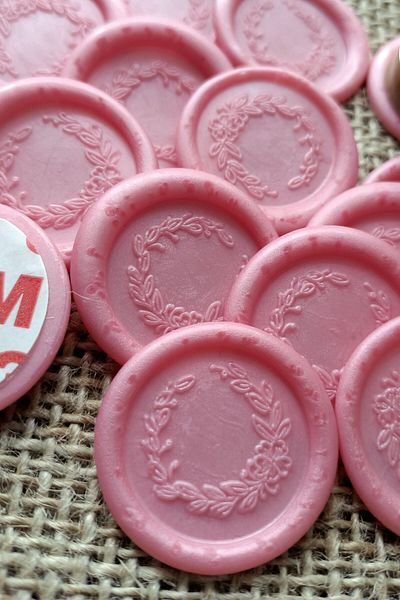 Dekorden 50 ready-made wax seals - Pink pearl