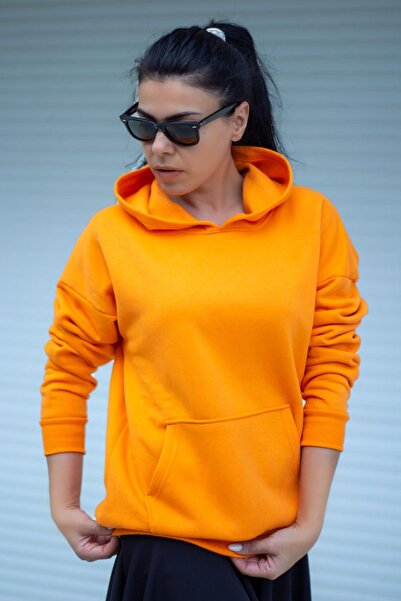 Azıcık Akıllı Kadın Turuncu Basic 3 Üç İplik Ekstra Kalın Kapüşonlu Kanguru Cep Uzun Kollu Sweatshirt 23KSWTUCPL