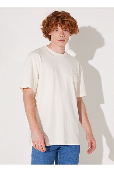 Lee Ecru Herren-T-Shirt mit Rundhalsausschnitt LL84FUNQ T-Shirt mit Rundhalsausschnitt