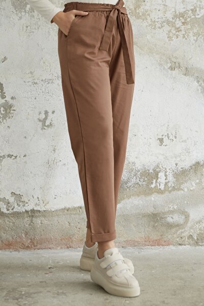 InStyle Norisa Belted Gabardine Carrot Trousers - Tan
