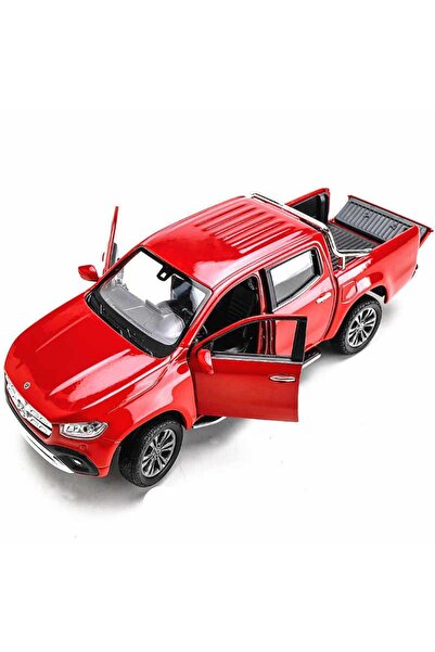 WELLY Mercedes-Benz X-Class Red 1:27 Model Car
