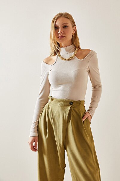 XHAN Béžová košilková halenka na ramenou 4KXK2-47656-25