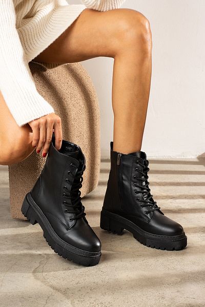 İmerShoes Cizme negre pentru femei cu toc înalt și gros - Cizme cu șireturi și fermoar 1500