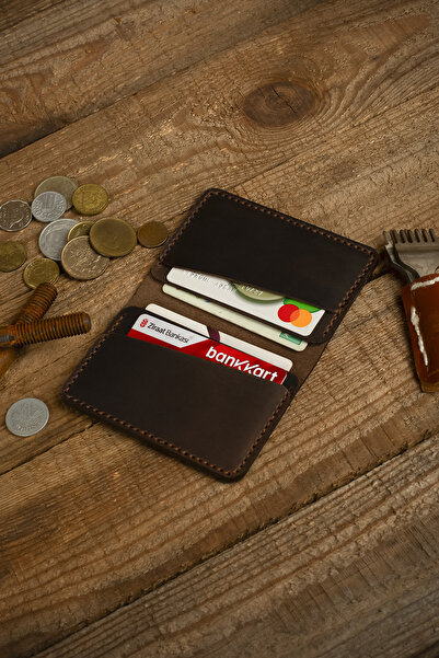 Lost Slope حاملة بطاقات جلدية - جلد حقيقي وصناعة يدوية - بني مجنون