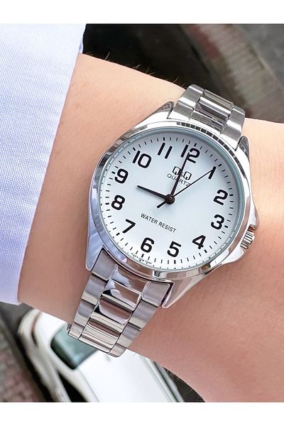Q&Q QZ5571J89Y Numeral Women's Wristwatch