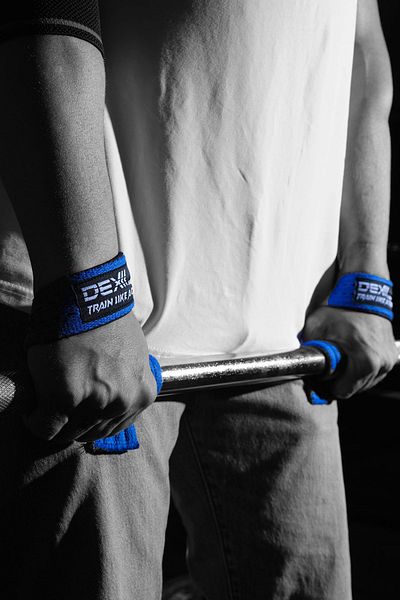 Dex Supports Lasting Energy Lifting Straps (Weightlifting Strap) + Wrist Wraps (Sports Bracelet) + Sports Bag Set of 3