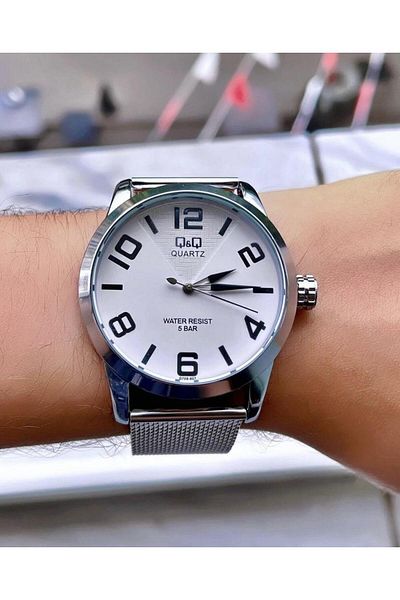 Q&Q  Men's Straw Cord Wristwatch