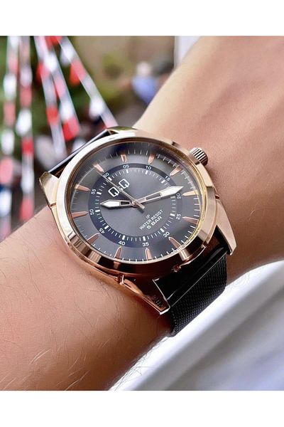 Q&Q Men's Wicker Cord Wristwatch