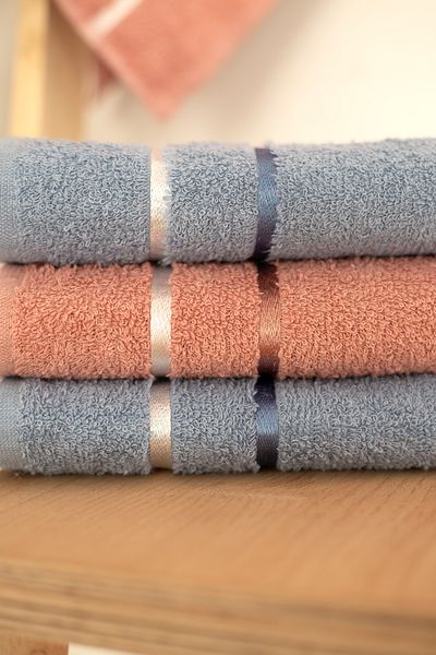 NUTEX طقم من 4 مناشف لليد والوجه مقاس 50 × 85 سم