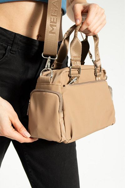 MEGA ÇANTA Geantă de umăr și crossbody cu 2 curele din satin pentru femei 526