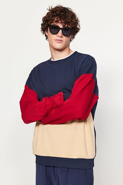 Trendyol Collection Navy Blue Oversize/Wide Cut Color Block Printed Cotton Sweatshirt with Fleece Inside TMNAW24SW00225