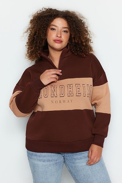 Trendyol Curve Brown Color Blocked Zippered Stand Collar Thick Raised Knitted Sweatshirt TBBAW23AO00073