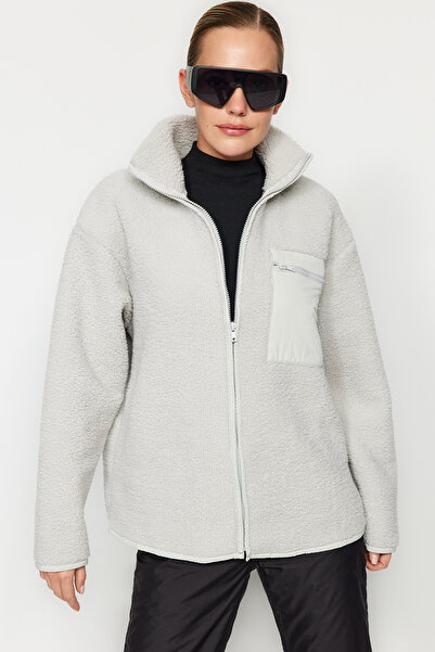 Trendyol Collection Winter Essentials szürke polár cipzáras állvány gallér, hosszú ujjú zseb, részletes kötött pulóver TWOAW24SW00071