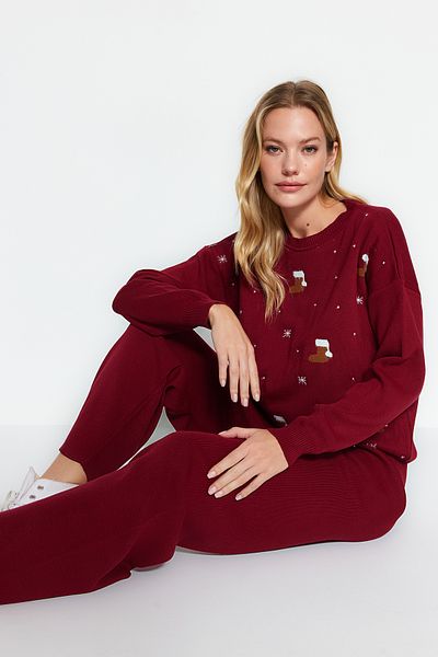 Trendyol Collection Piros karácsonyi témájú puha textúrájú szőrös kötöttáru felső és alsó készlet TWOAW24AU00113