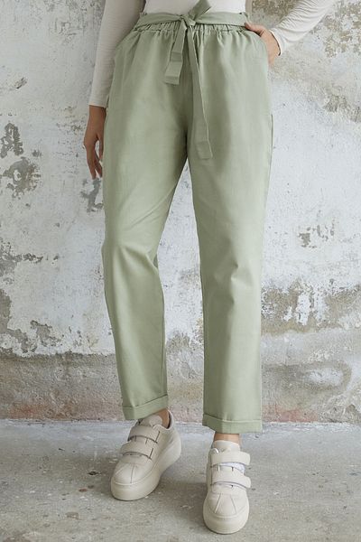 InStyle Norisa Belted Gabardine Carrot Trousers - Green