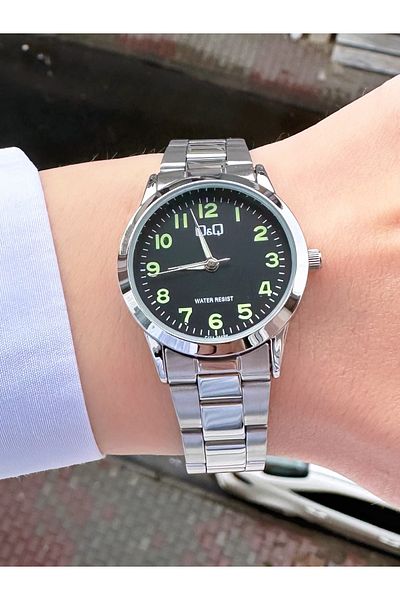 Q&Q QZ5571J92Y Silver Color Women's Wristwatch