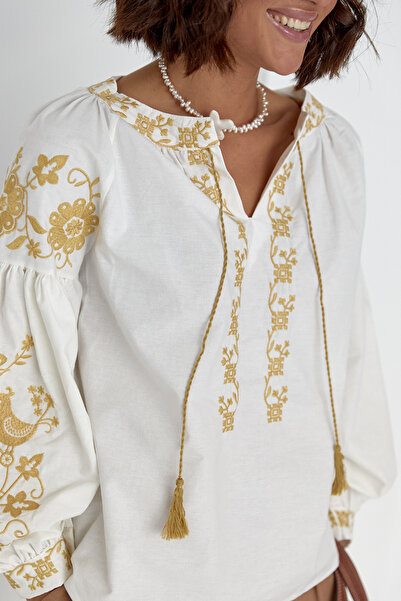 FEMELLE Women's Ecru Tasseled Embroidered Vintage Blouse