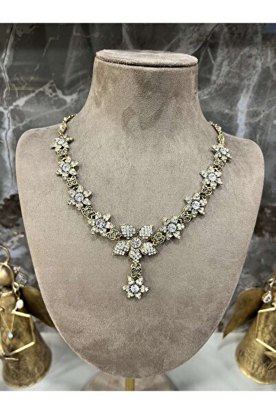 Zeynep Özkan Tasarım Yasemin Çiçeği Elmas Montür Taşlı Gerdanlık