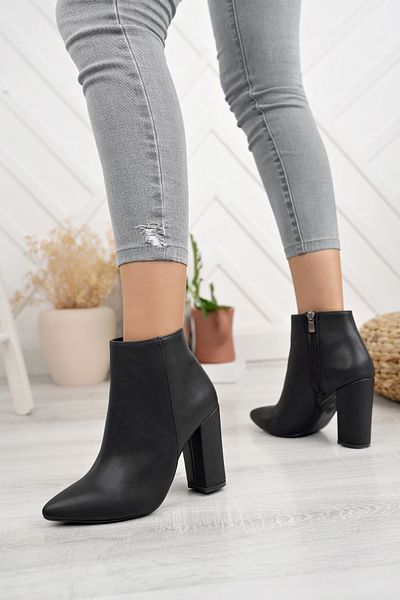 Shoescloud Cizme negre cu toc (MĂRIMEA 1 MICĂ)