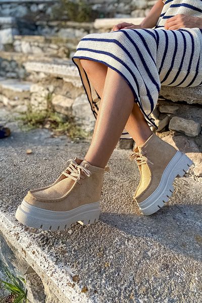 SHOEBELLAS Γυναικείες μπότες Mecy Beige Lace-Up Moccasin